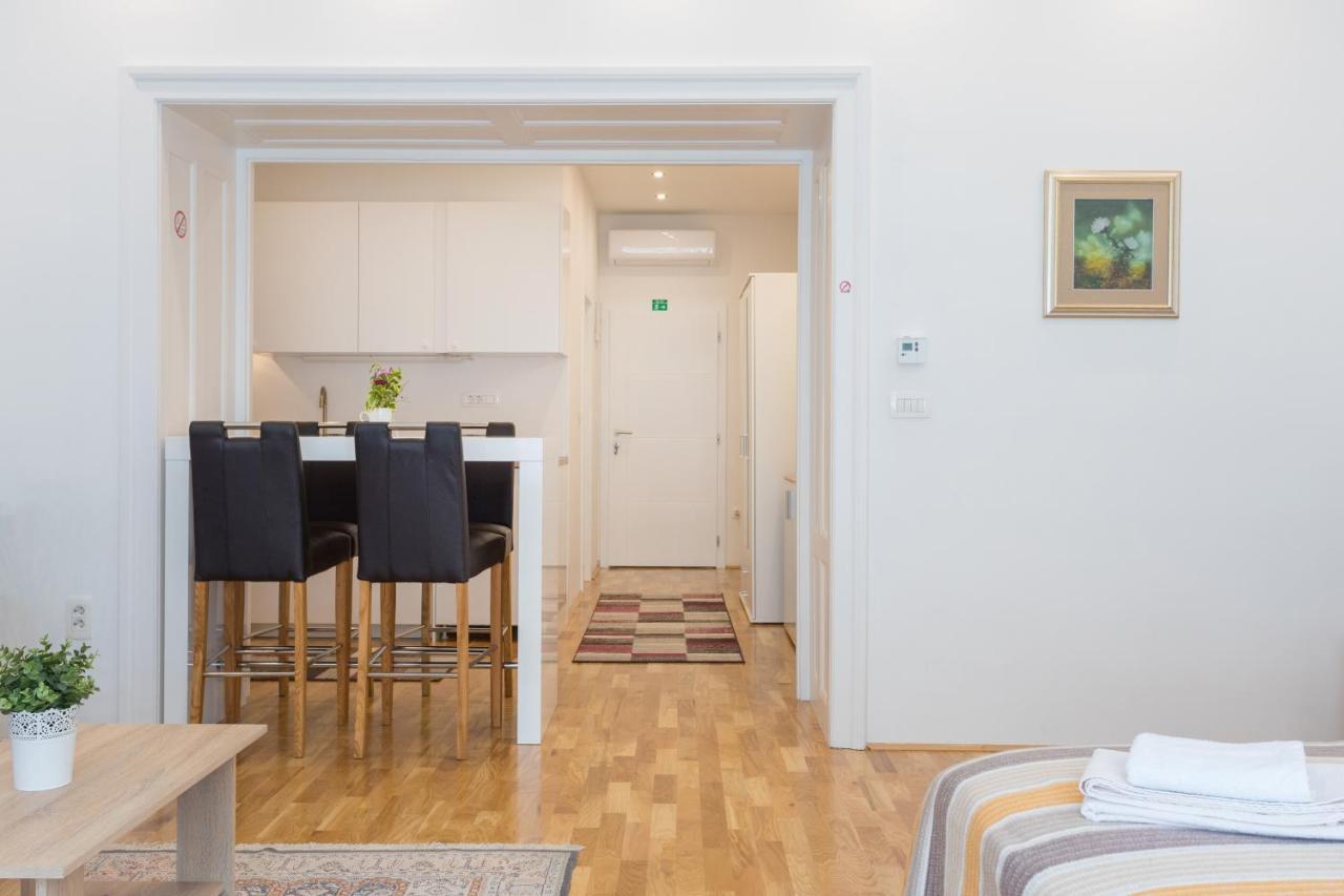 City Center Apartments Zagreb Luaran gambar
