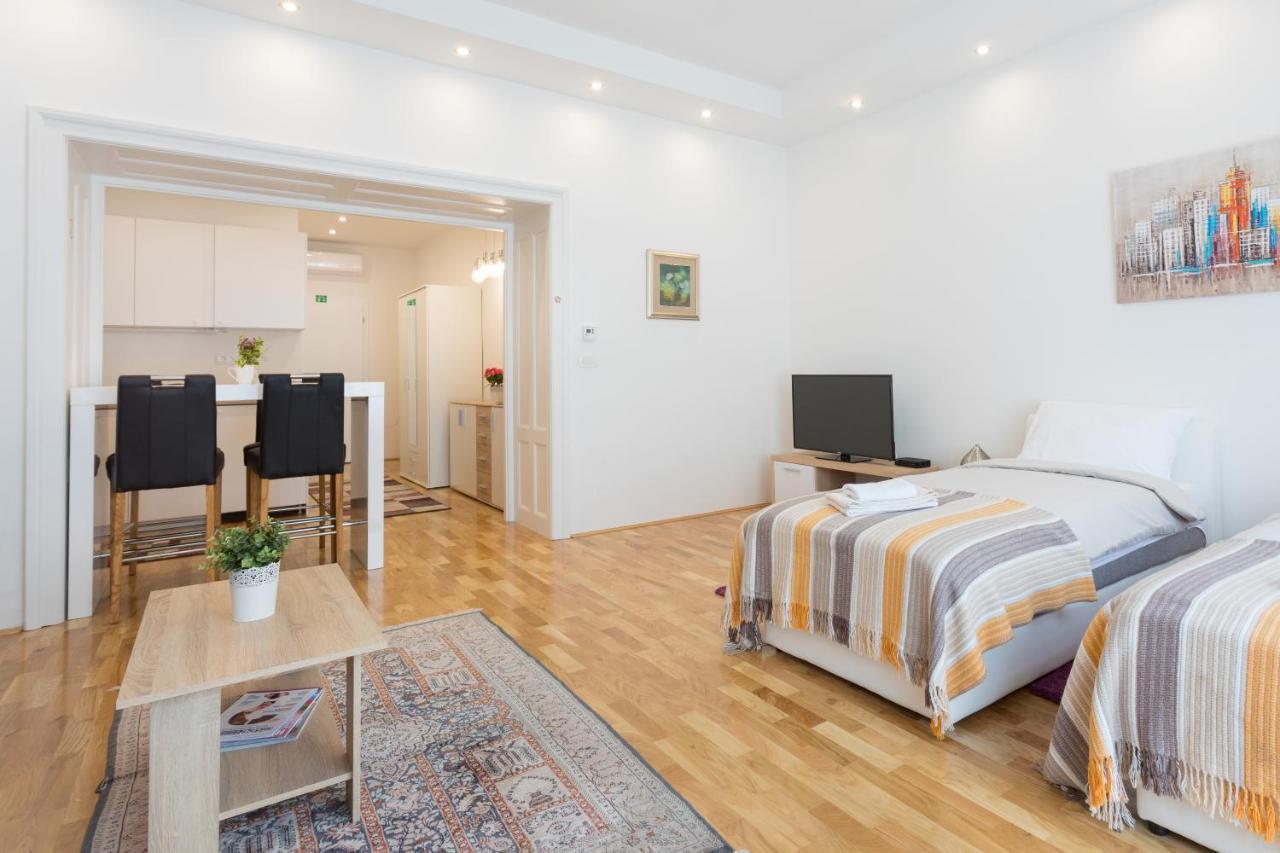 City Center Apartments Zagreb Luaran gambar